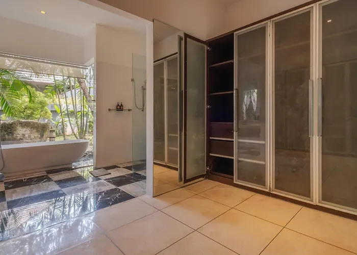Villa Samudra Raya Seminyak