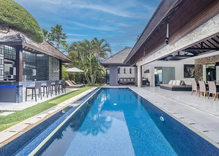 Samudra Raya Villa *