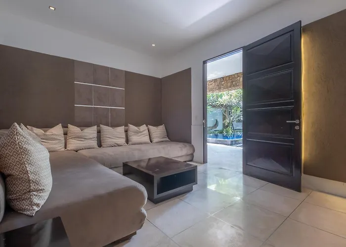 Villa Samudra Raya Seminyak